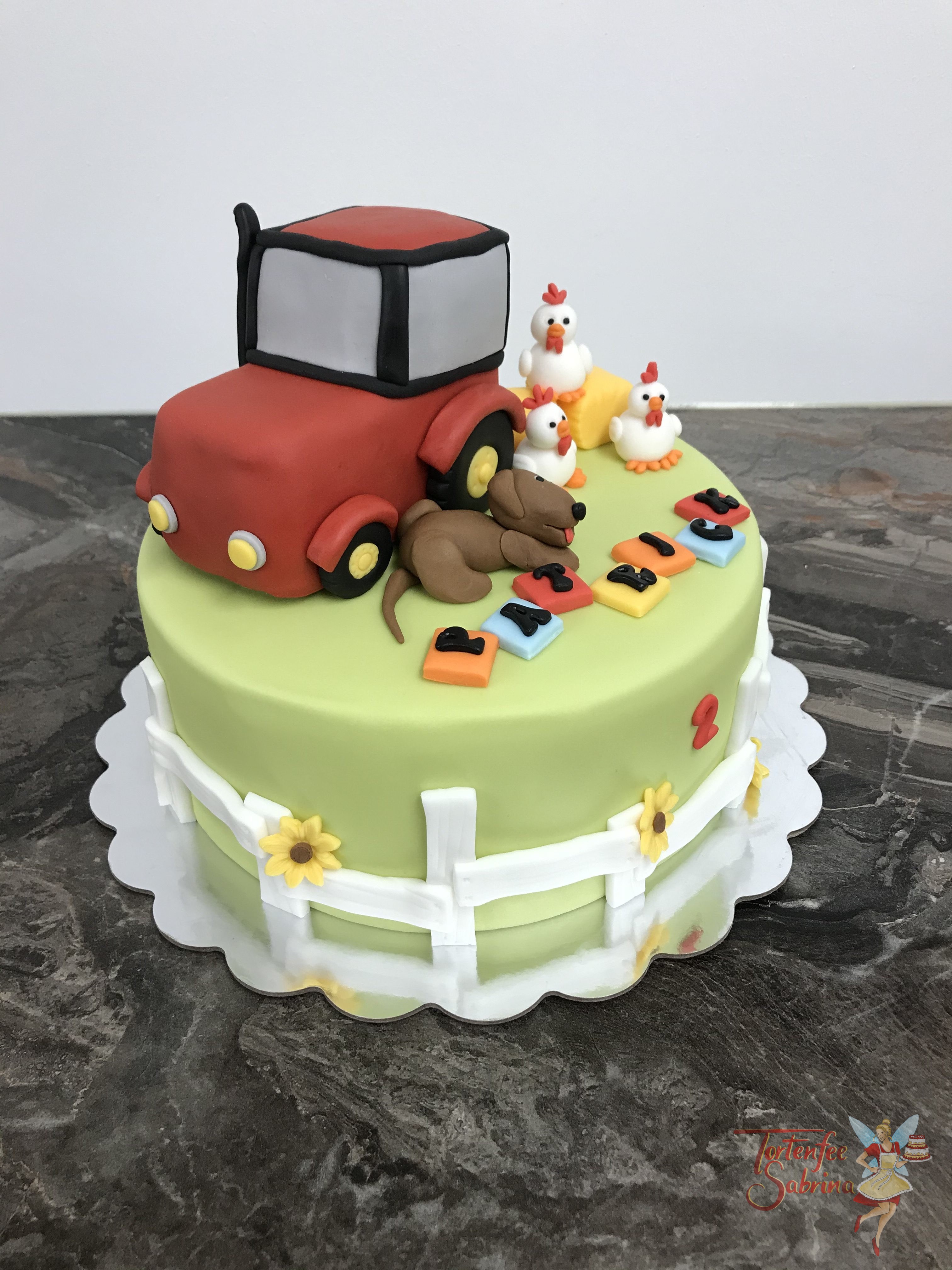 Geburtstagstorte Traktor mit Hund und Hühnern Tortenfee Sabrina