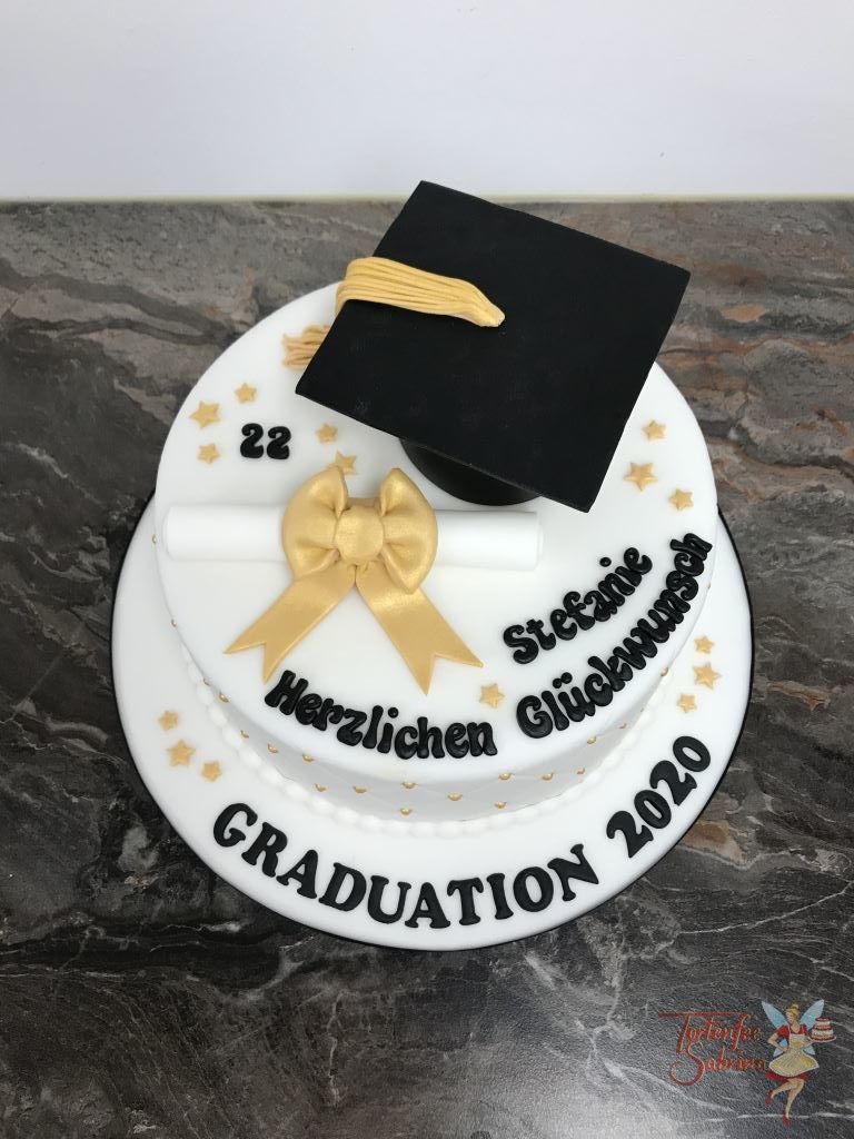 Geburtstagstorte Erwachsene - Diplom mit Hut und Schleife in der Farbe gold zieren diese Torte, ebenso wie das Rautenmuster seitlich.