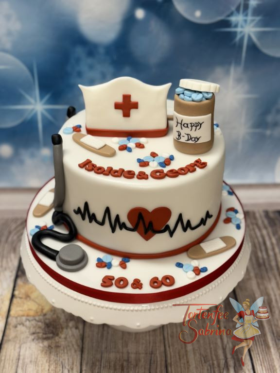 Geburtstagstorte Erwachsene - Ein paar bunte Pillen und Pflaster verzieren die Torte auf der die Kopfbedeckung nicht fehlen darf.