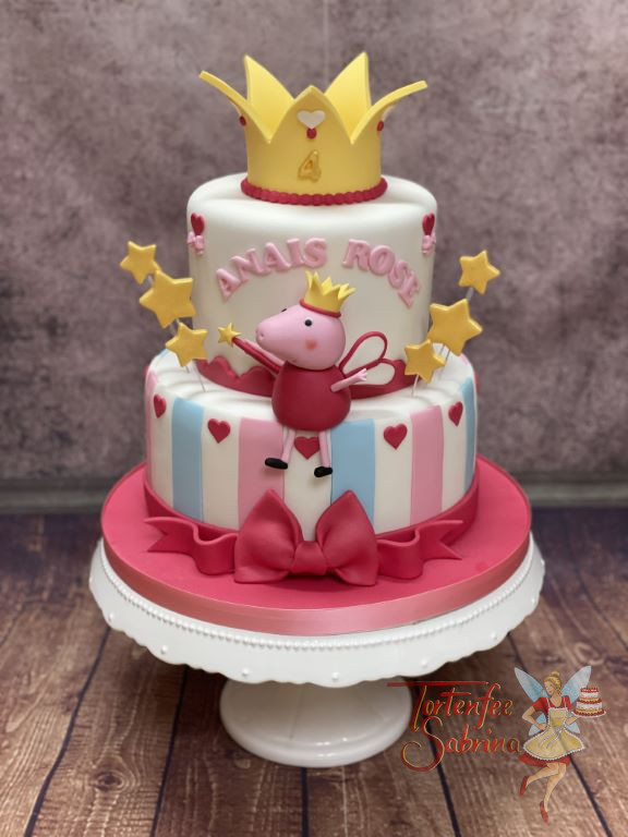 Geburtstagstorte Mädchen - Peppa Wutz als Fee ganz vorne auf der zweistöckigen Torte und ganz oben ist die Krone.