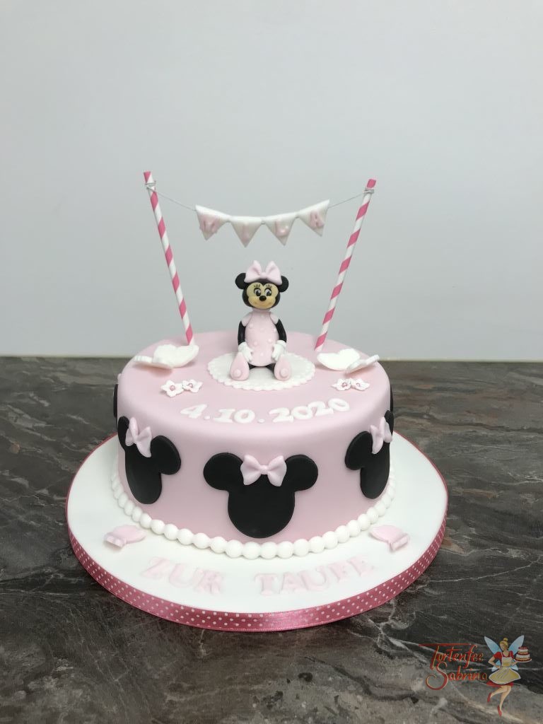 Tauftorte - Minnie in rosa ziert die Torte oben, sowie eine Girlande mit dem Namen des Taufkindes.